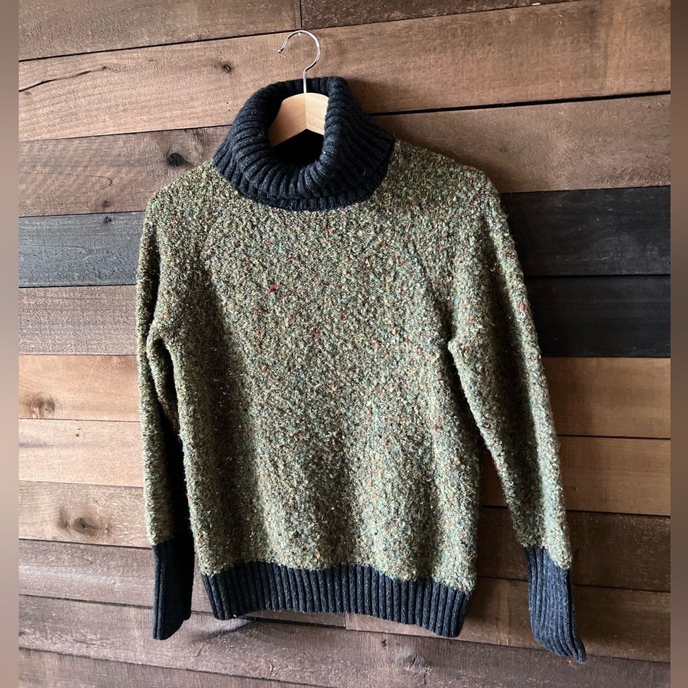 Cynthia Rowley Women's Green Speckled Wool Blend Knit Turtleneck Sweater - Picture 7 of 9